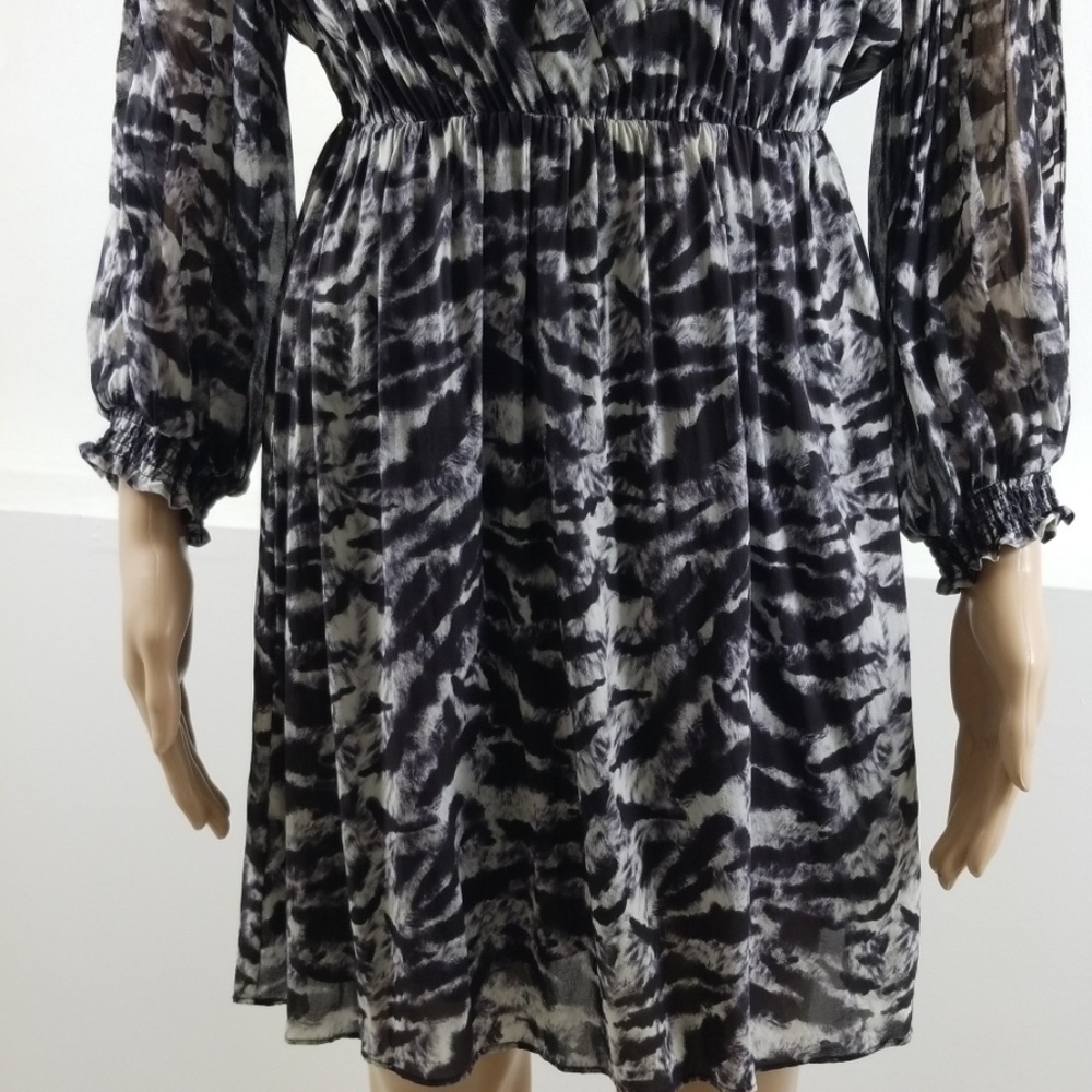 Alice + Olivia dress size S - Picture 4 of 8